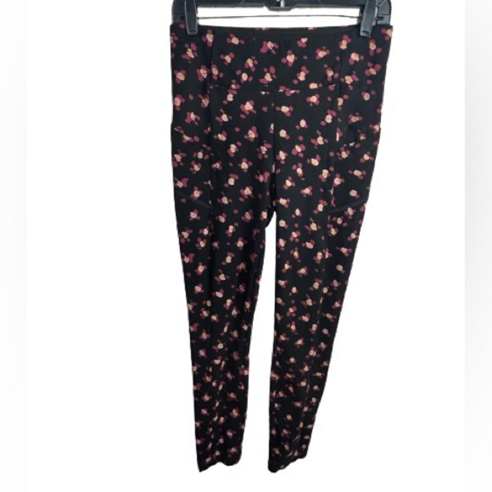CAbi printed lean leggings in black flower burst